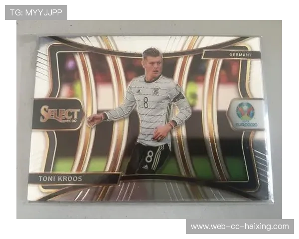 选择帕尼尼足球球星卡购买指南哪个球员最值得投资 选择帕尼尼足球球星卡购买指南哪个球员最值得投资